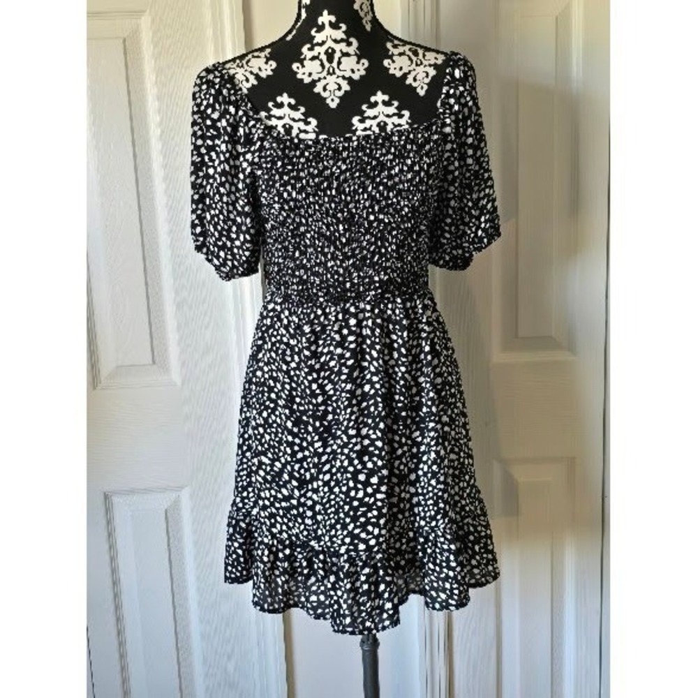 Unbranded Black White Spot Puff Sleeve Smocked Square Neck Tiered Mini Dress M